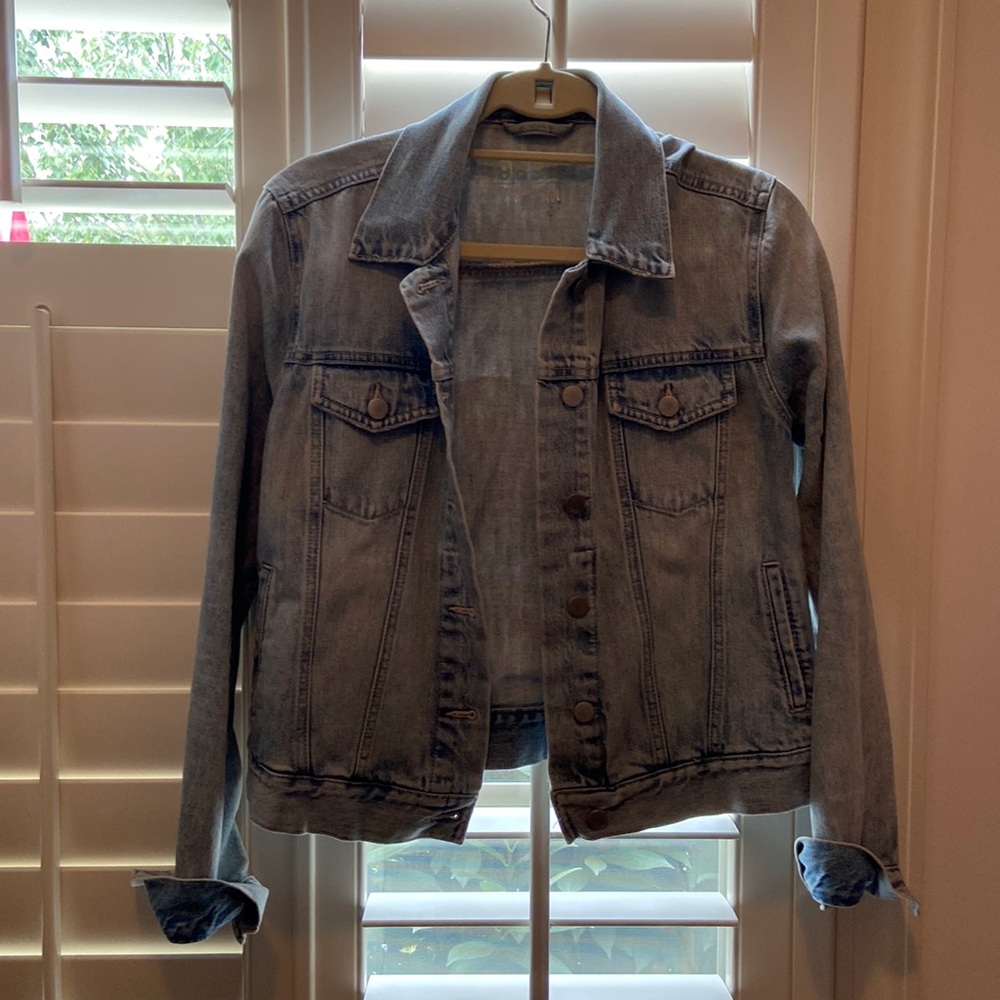 Gap light denim jacket, size medium